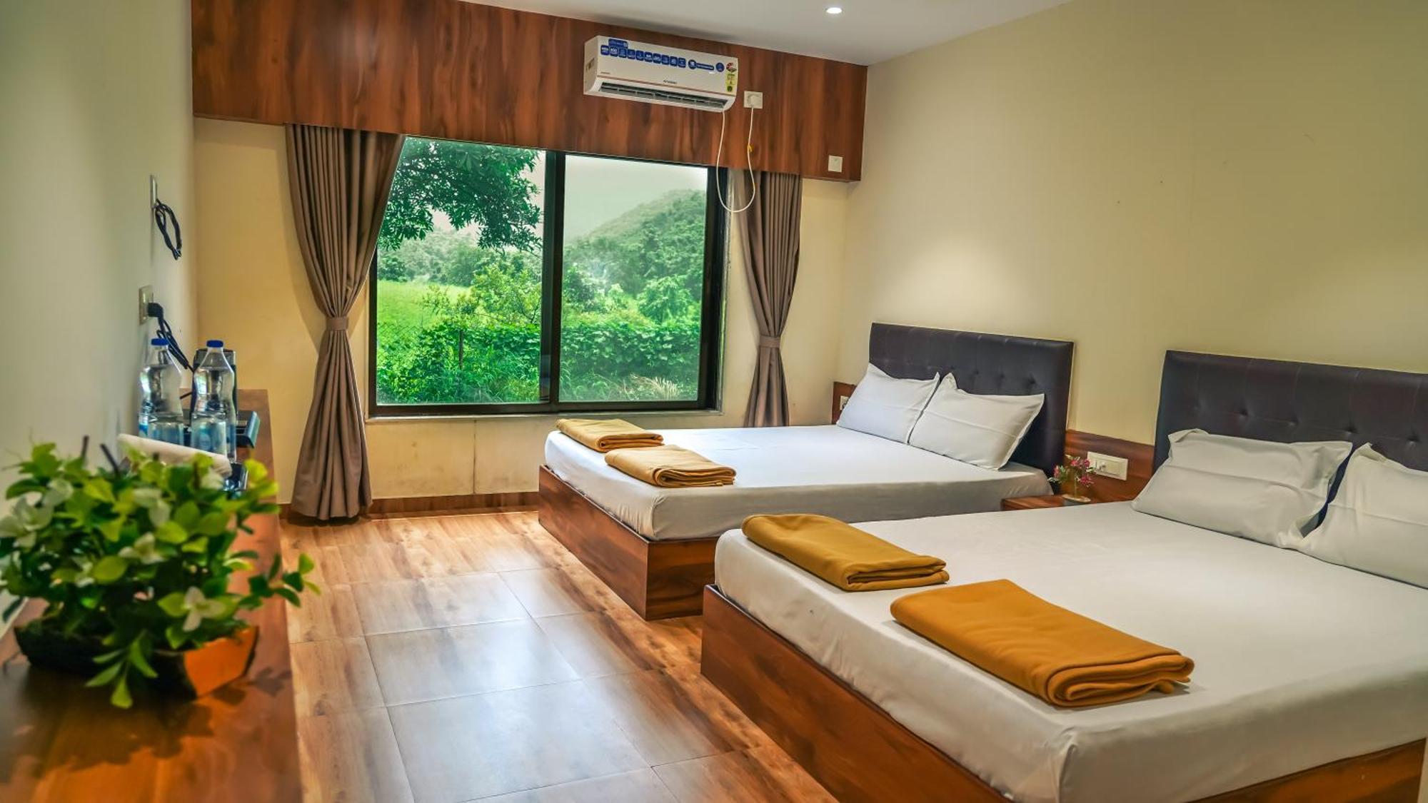 Whispering Peepul Resort بادلابور المظهر الخارجي الصورة